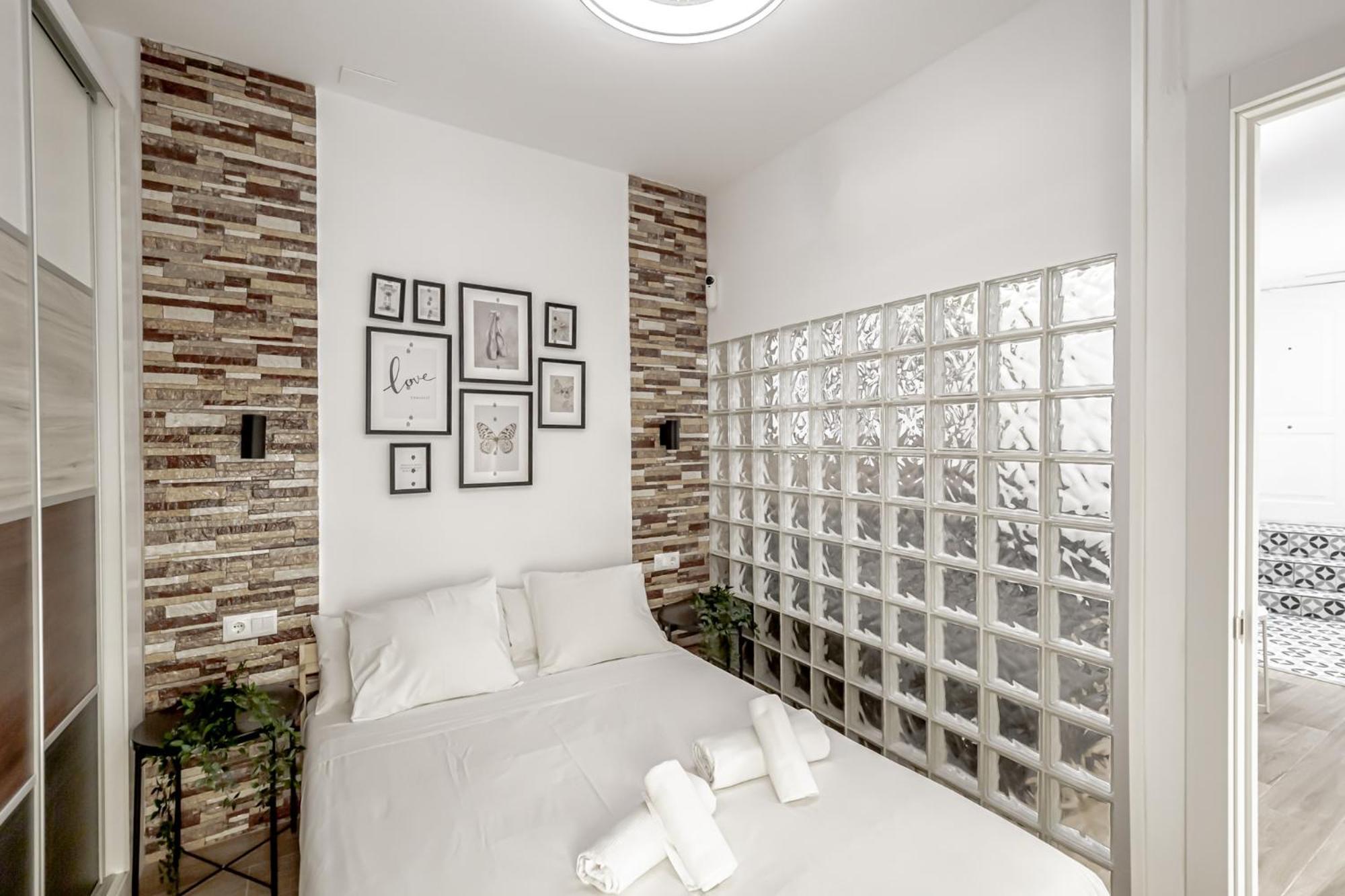 Apartamentos Franco Rodriguez Madrid Esterno foto